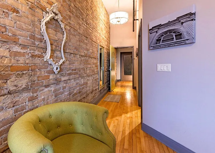 124 Lofts - Downtown Dundee - Walk To Dining Apartment *